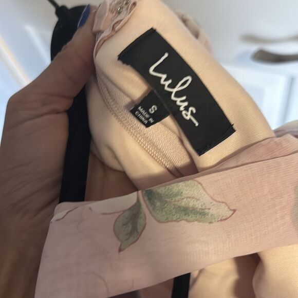 Lulu's Pink and White Off Shoulder Sleeveless Maxi Dress NWT - Size Small - Picture 4 of 4